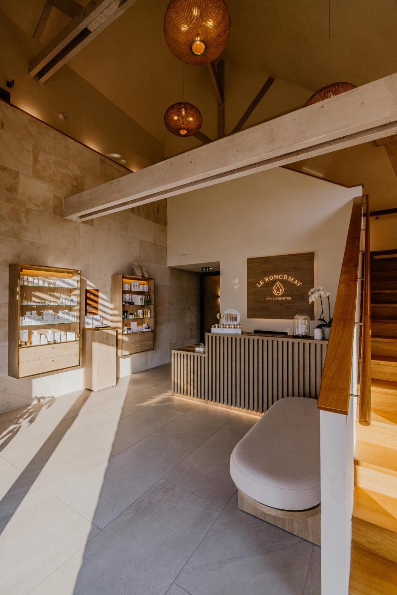 Domaine Du Roncemay - Hotel, Restaurants, Spa & Golf Aillant-sur-Tholon Zewnętrze zdjęcie