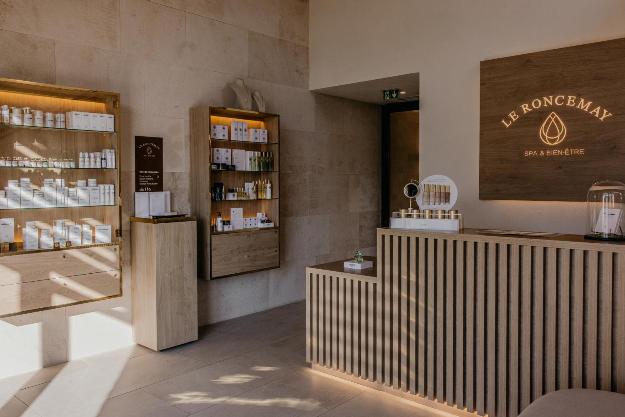 Domaine Du Roncemay - Hotel, Restaurants, Spa & Golf Aillant-sur-Tholon Zewnętrze zdjęcie