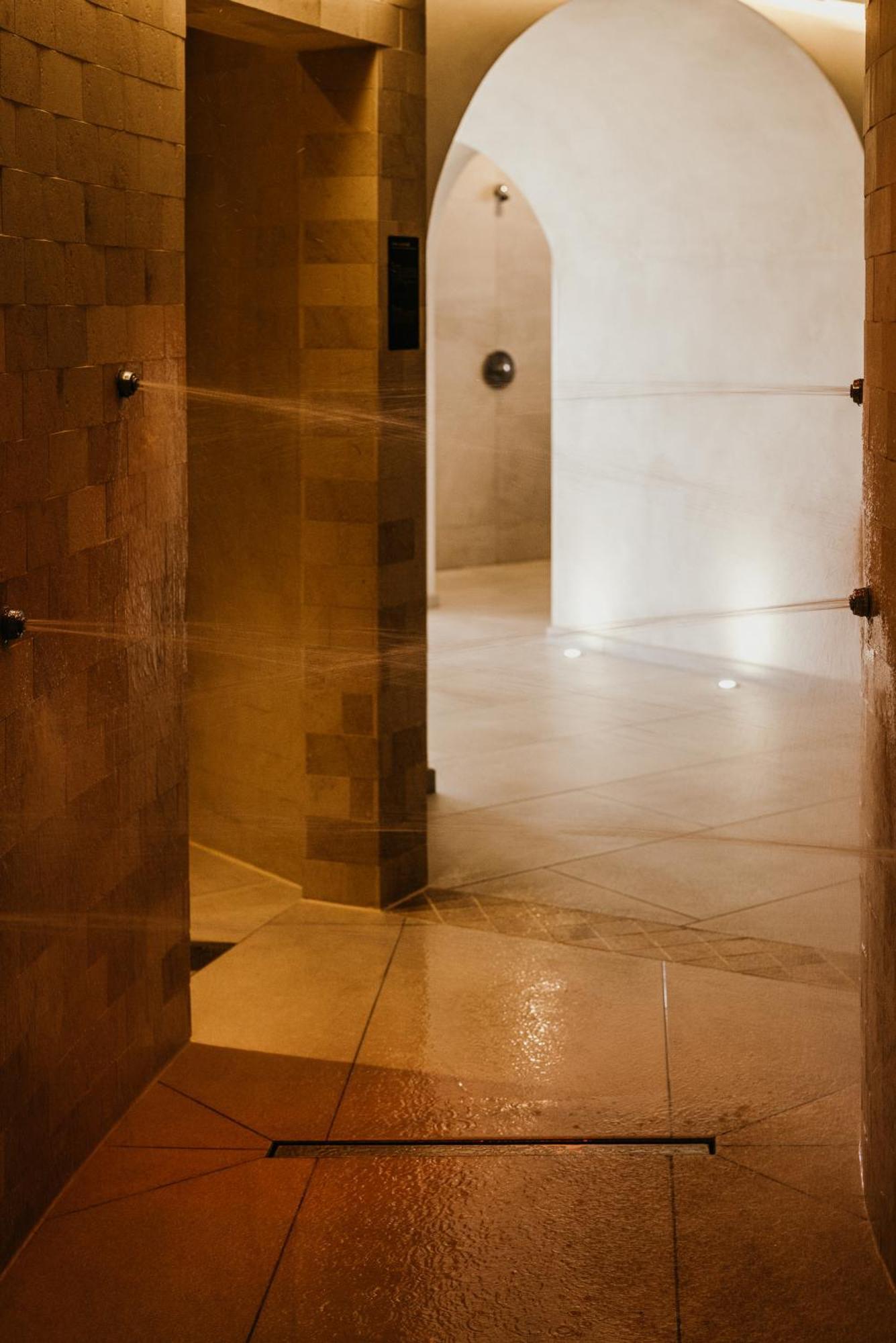 Domaine Du Roncemay - Hotel, Restaurants, Spa & Golf Aillant-sur-Tholon Zewnętrze zdjęcie